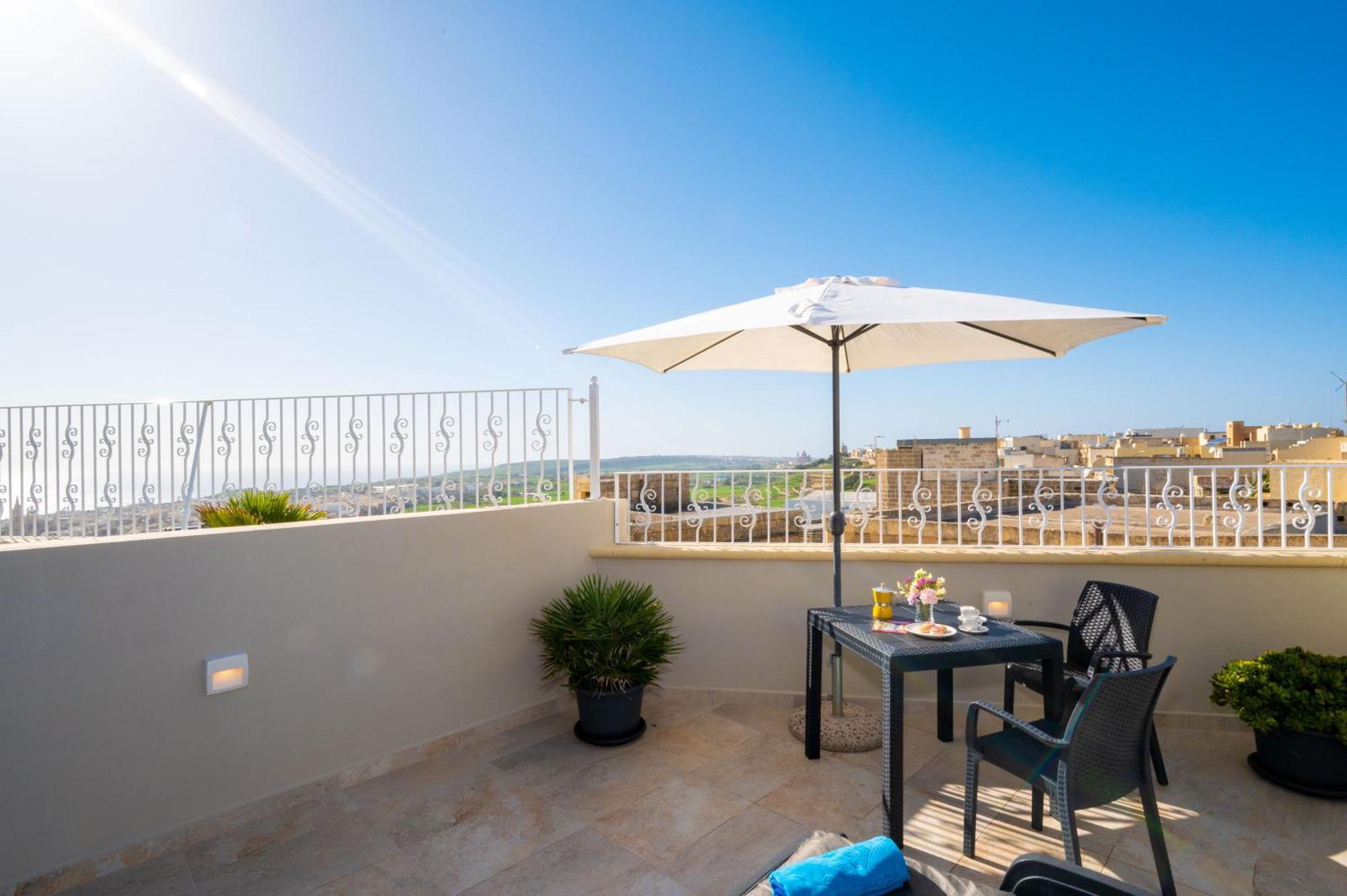Ta' Dun Martin And Taz-Zija Bed And Breakfast Nadur Dış mekan fotoğraf